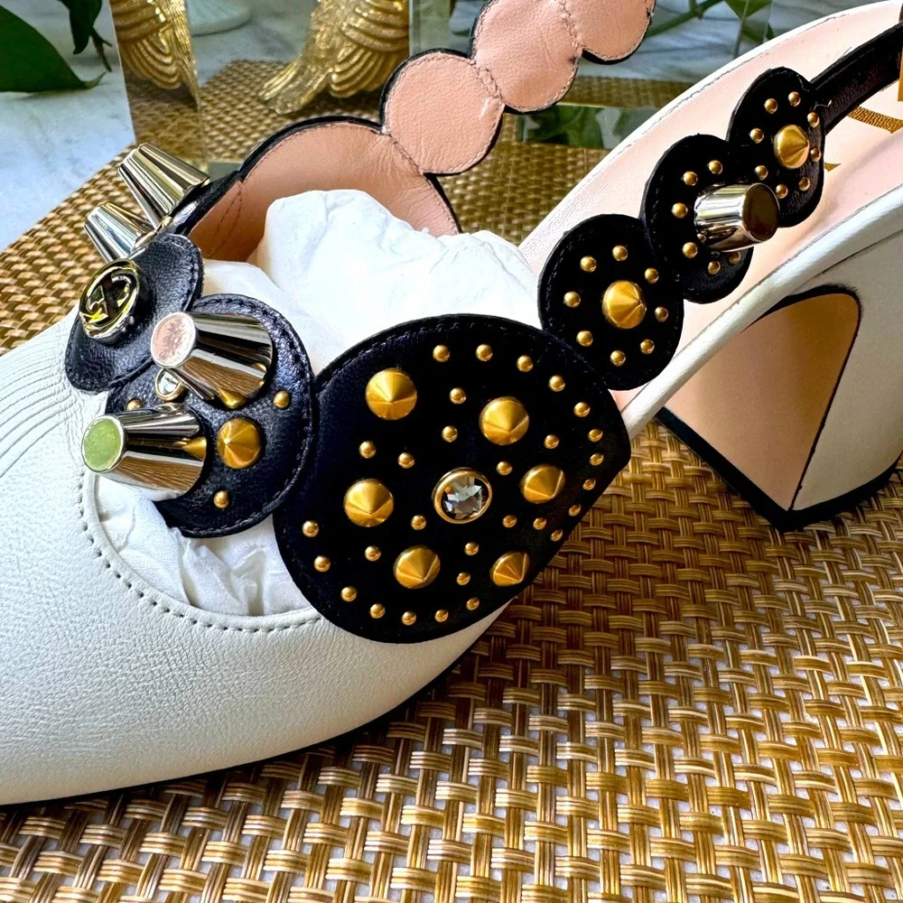 GUCCI Paulina leather dusty white/ black sandals EUR 39 US 9